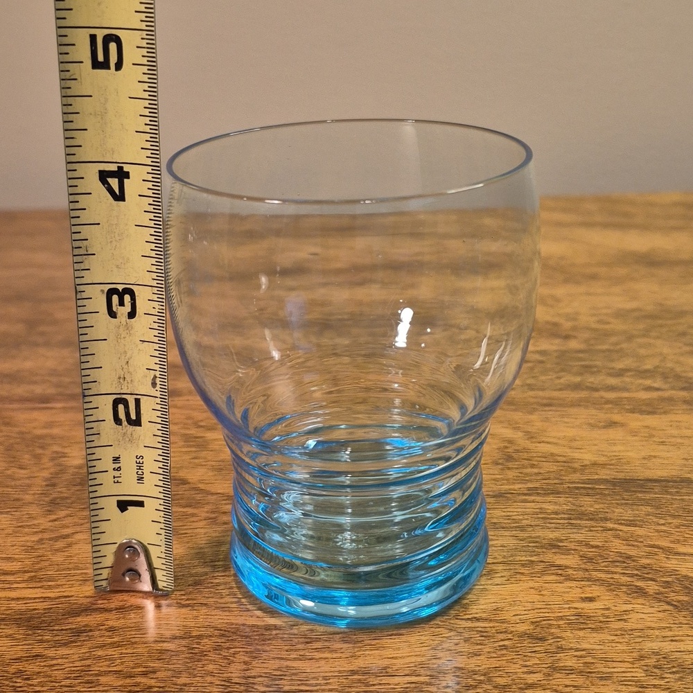 VINTAGE MCM 1970s Aqua Blue Glass Pitcher & Set of 4 Matching Glass Tumblers - Picture 14 of 17